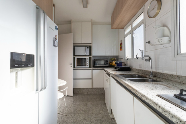 Imagem Apartamento com 2 Quartos à Venda, 165 m² em Moema - São Paulo Imagem Apartamento com 2 Quartos à Venda, 165 m² em Moema - São Paulo