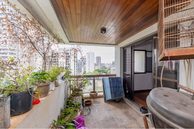 Imóvel com 4 Quartos à Venda, 209 m² em Campo Belo - São Paulo
