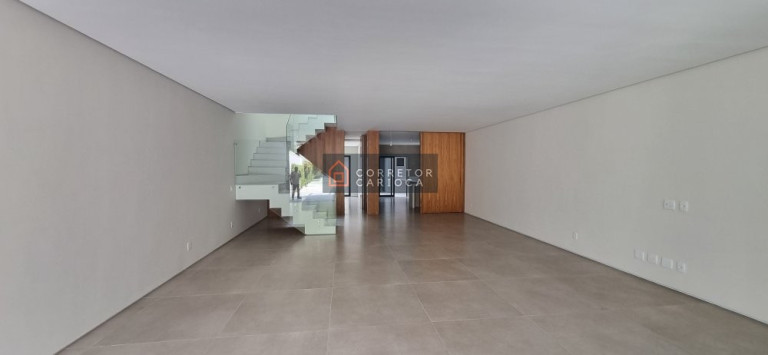 Imagem Casa com 4 Quartos à Venda, 490 m² em Barra Da Tijuca - Rio De Janeiro Imagem Casa com 4 Quartos à Venda, 490 m² em Barra Da Tijuca - Rio De Janeiro