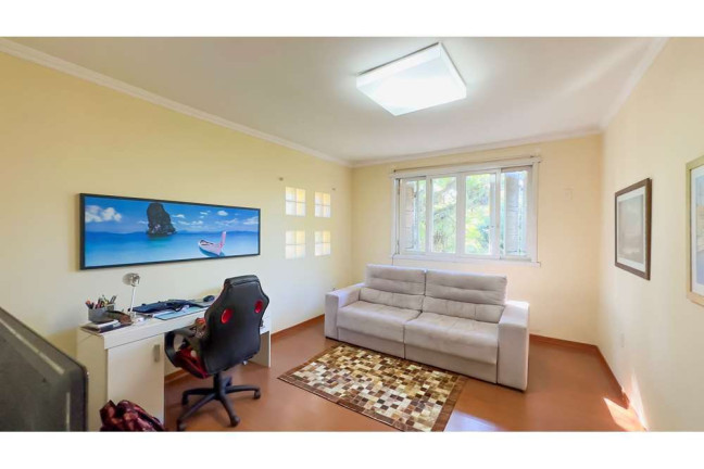 Imagem Casa com 4 Quartos à Venda, 394 m² em Vila Assunção - Porto Alegre Imagem Casa com 4 Quartos à Venda, 394 m² em Vila Assunção - Porto Alegre