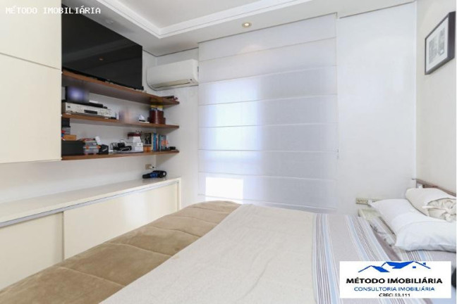 Imagem Imóvel com 3 Quartos à Venda, 142 m² em Higienópolis - São Paulo Imagem Imóvel com 3 Quartos à Venda, 142 m² em Higienópolis - São Paulo