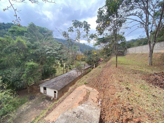 Imagem Casa com 1 Quarto à Venda, 50 m² em Pessegueiros - Teresópolis Imagem Casa com 1 Quarto à Venda, 50 m² em Pessegueiros - Teresópolis