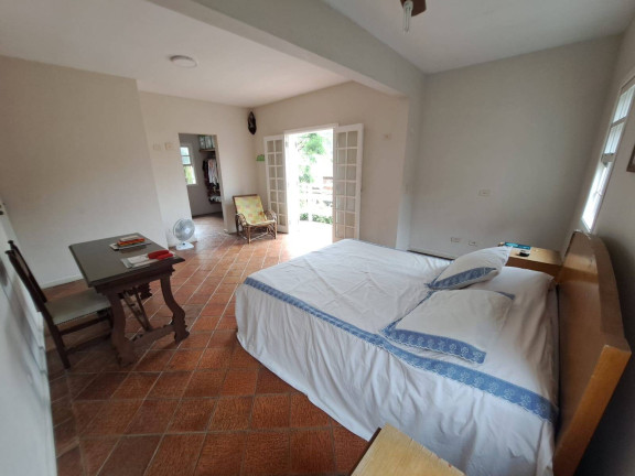 Imagem Casa com 3 Quartos à Venda, 340 m² em Guaiúba - Guarujá Imagem Casa com 3 Quartos à Venda, 340 m² em Guaiúba - Guarujá