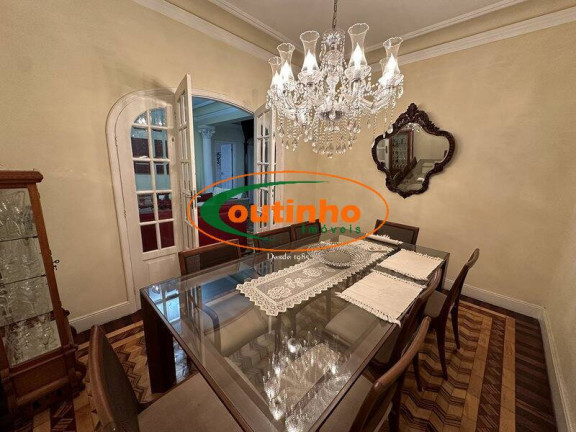 Imagem Casa com 4 Quartos à Venda, 200 m² em Tijuca - Rio De Janeiro Imagem Casa com 4 Quartos à Venda, 200 m² em Tijuca - Rio De Janeiro