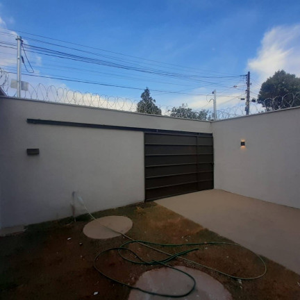 Imagem Casa com 3 Quartos à Venda, 177 m² em Setor Pampulha - Aparecida De Goiânia Imagem Casa com 3 Quartos à Venda, 177 m² em Setor Pampulha - Aparecida De Goiânia