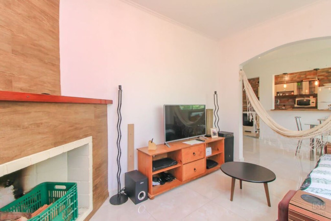 Imagem Imóvel com 3 Quartos à Venda, 63 m² em Santo Antônio - Porto Alegre Imagem Imóvel com 3 Quartos à Venda, 63 m² em Santo Antônio - Porto Alegre