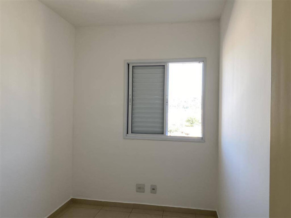 Imagem Apartamento com 3 Quartos para Alugar, 72 m² em Jardim Tupanci - Barueri
