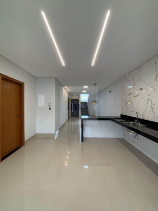 Imagem Casa com 4 Quartos à Venda, 215 m² em Jardim Helvécia - Aparecida De Goiânia