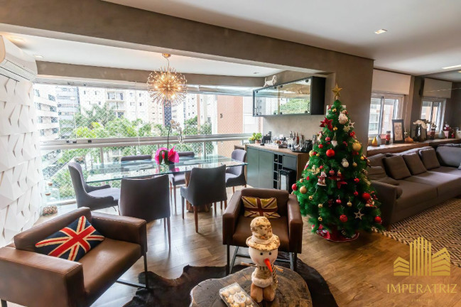 Apartamento com 2 Quartos à Venda,  em Vila Olímpia - São Paulo