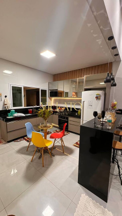 Imagem Casa com 3 Quartos à Venda, 165 m² em Jardim Fonte Nova - Goiânia Imagem Casa com 3 Quartos à Venda, 165 m² em Jardim Fonte Nova - Goiânia