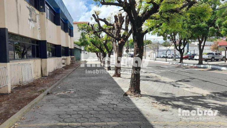 Imagem Edifício Residencial para Alugar, 1.330 m² em Vila União - Fortaleza Imagem Edifício Residencial para Alugar, 1.330 m² em Vila União - Fortaleza