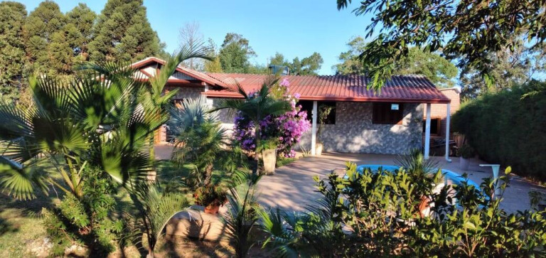 Imagem Casa com 2 Quartos à Venda, 900 m² em águas Claras - Viamão