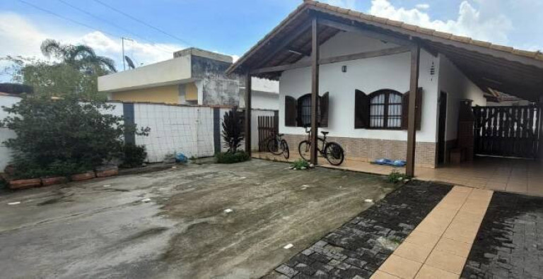 Imagem Casa com 3 Quartos à Venda, 250 m² em Bopiranga - Itanhaém Imagem Casa com 3 Quartos à Venda, 250 m² em Bopiranga - Itanhaém