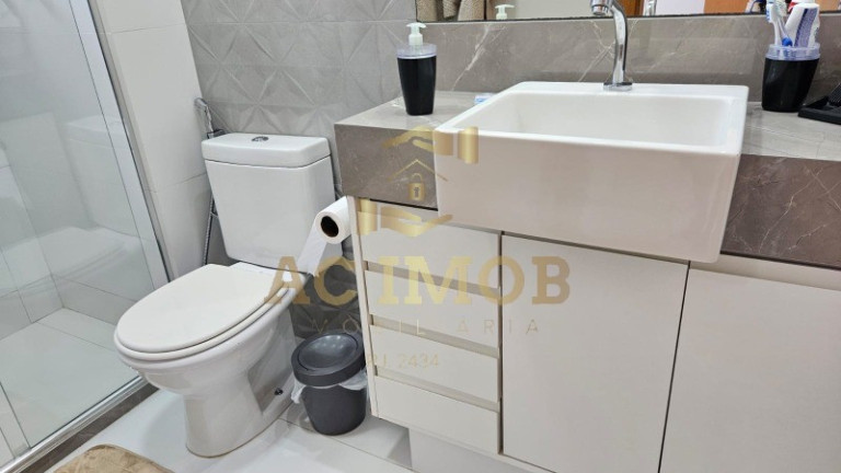 Imagem Imóvel com 4 Quartos à Venda, 140 m² em Pituacu - Salvador