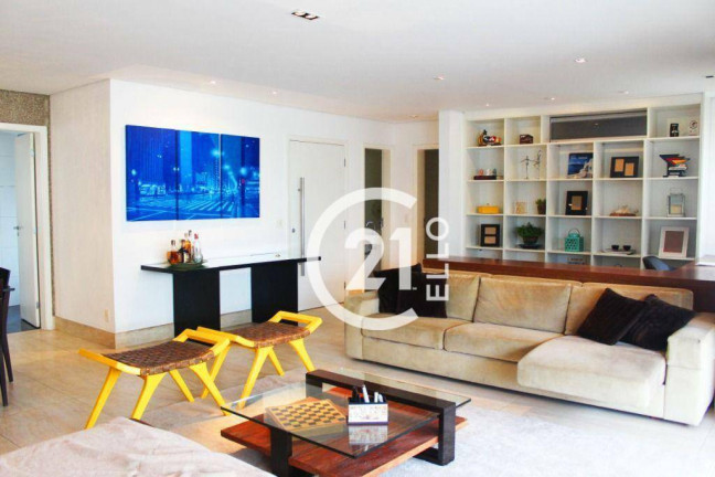 Apartamento com 2 Quartos para Alugar, 166 m² em Vila Nova Conceição - São Paulo