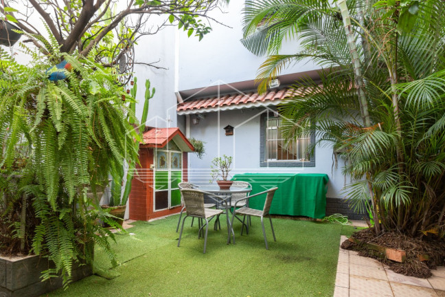 Imagem Casa com 3 Quartos à Venda, 332 m² em Jardim Europa - São Paulo
