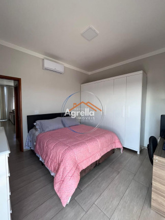Imagem Casa com 4 Quartos à Venda, 300 m² em Parque Residencial Cambuí - Mogi Guaçu Imagem Casa com 4 Quartos à Venda, 300 m² em Parque Residencial Cambuí - Mogi Guaçu