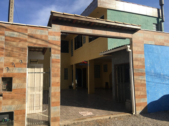 Imagem Sobrado com 4 Quartos à Venda, 150 m² em São João Do Rio Vermelho - Florianópolis
