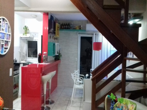 Imagem Casa com 2 Quartos à Venda, 75 m² em Hípica - Porto Alegre Imagem Casa com 2 Quartos à Venda, 75 m² em Hípica - Porto Alegre