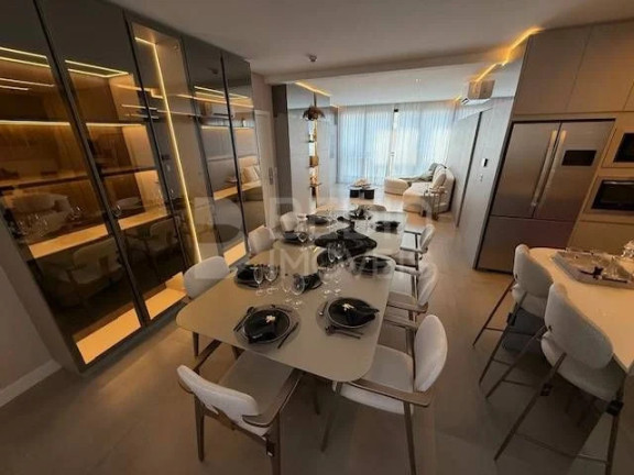 Imagem Apartamento com 4 Quartos à Venda, 149 m² em Centro - Balneário Camboriú Imagem Apartamento com 4 Quartos à Venda, 149 m² em Centro - Balneário Camboriú