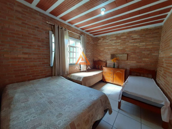 Imagem Chácara com 3 Quartos à Venda, 2.680 m² Imagem Chácara com 3 Quartos à Venda, 2.680 m²