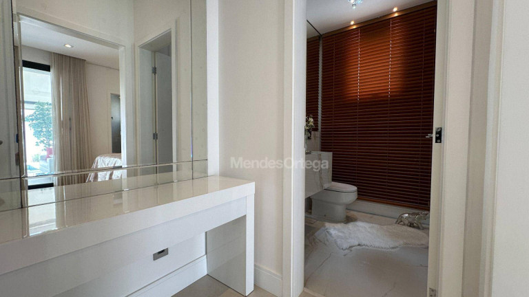 Imagem Casa com 4 Quartos à Venda, 450 m² em Alphaville Nova Esplanada - Votorantim Imagem Casa com 4 Quartos à Venda, 450 m² em Alphaville Nova Esplanada - Votorantim
