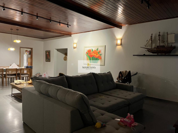 Imagem Casa com 6 Quartos à Venda, 260 m² em Fortaleza - Ubatuba Imagem Casa com 6 Quartos à Venda, 260 m² em Fortaleza - Ubatuba
