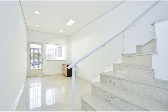 Casa com 2 Quartos à Venda,  em Perdizes - São Paulo