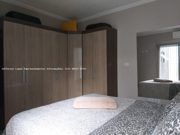 Imagem Casa com 3 Quartos à Venda, 229 m² em Jardim Celani - Salto