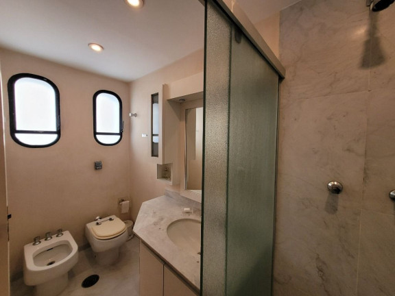 Imagem Apartamento com 3 Quartos à Venda, 139 m² em Pitangueiras - Guarujá Imagem Apartamento com 3 Quartos à Venda, 139 m² em Pitangueiras - Guarujá