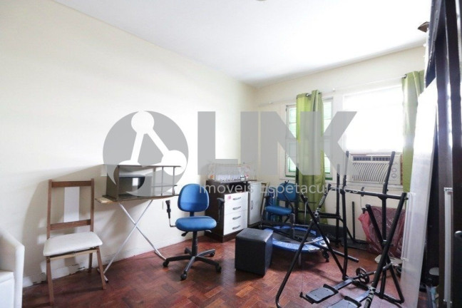 Imagem Apartamento com 4 Quartos à Venda, 126 m² em Centro Histórico - Porto Alegre Imagem Apartamento com 4 Quartos à Venda, 126 m² em Centro Histórico - Porto Alegre