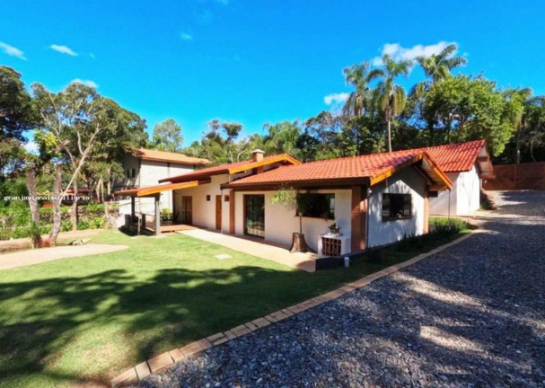 Casa à Venda,  em Residencial Cocais - Ibiúna