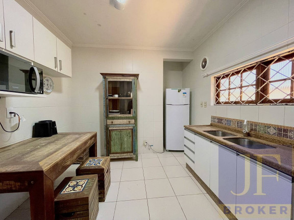 Imagem Casa com 4 Quartos para Temporada, 160 m² em Canasvieiras - Florianópolis Imagem Casa com 4 Quartos para Temporada, 160 m² em Canasvieiras - Florianópolis