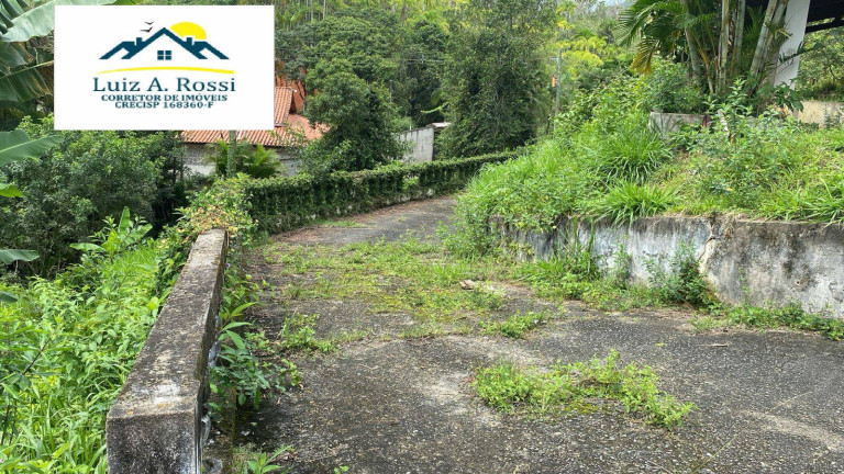 Imagem Chácara com 7 Quartos à Venda, 300 m² em Fazendinha - Itariri Imagem Chácara com 7 Quartos à Venda, 300 m² em Fazendinha - Itariri