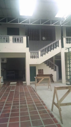 Imagem Sala Comercial à Venda, 404 m² em Barreiros - São José Imagem Sala Comercial à Venda, 404 m² em Barreiros - São José