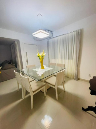 Imagem Casa com 3 Quartos à Venda, 180 m² em Buraquinho - Lauro De Freitas Imagem Casa com 3 Quartos à Venda, 180 m² em Buraquinho - Lauro De Freitas
