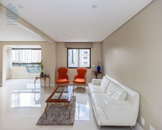 Imagem Imóvel com 4 Quartos à Venda, 196 m² em Moema - São Paulo Imagem Imóvel com 4 Quartos à Venda, 196 m² em Moema - São Paulo
