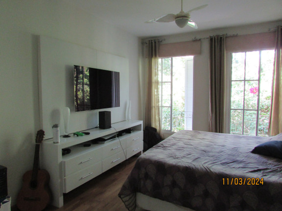 Imagem Casa com 3 Quartos à Venda, 300 m² em Granja Viana - Cotia Imagem Casa com 3 Quartos à Venda, 300 m² em Granja Viana - Cotia