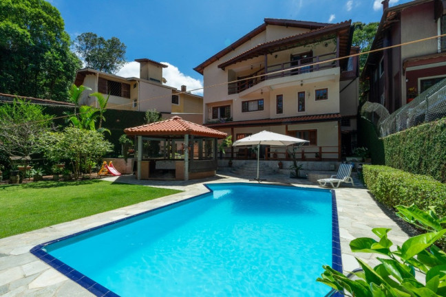 Imagem Casa com 7 Quartos à Venda, em Jardim Sorocabana - Itapevi Imagem Casa com 7 Quartos à Venda, em Jardim Sorocabana - Itapevi