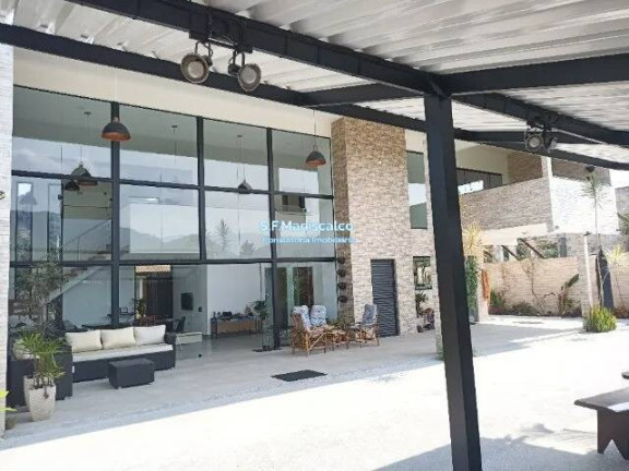 Casa com 4 Quartos à Venda, 540 m² em Mato Dentro - Ubatuba