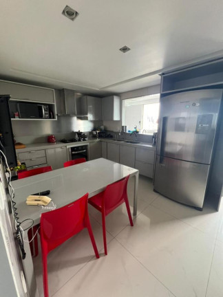 Imagem Imóvel com 4 Quartos à Venda, 230 m² em Beira Rio - Recife Imagem Imóvel com 4 Quartos à Venda, 230 m² em Beira Rio - Recife