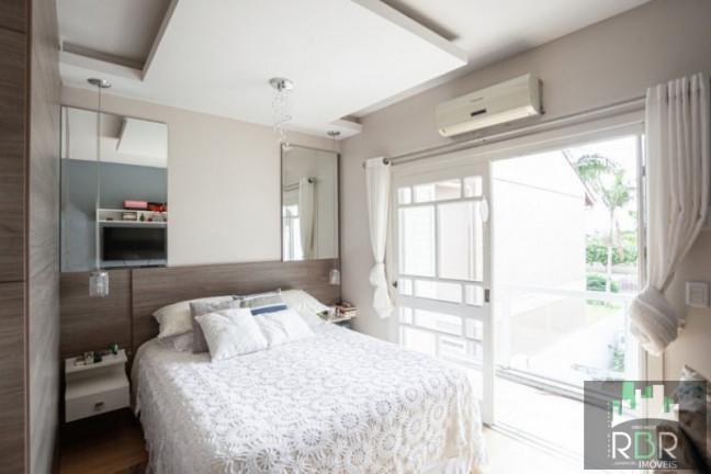 Imagem Casa com 4 Quartos à Venda, 223 m² em Torres Imagem Casa com 4 Quartos à Venda, 223 m² em Torres