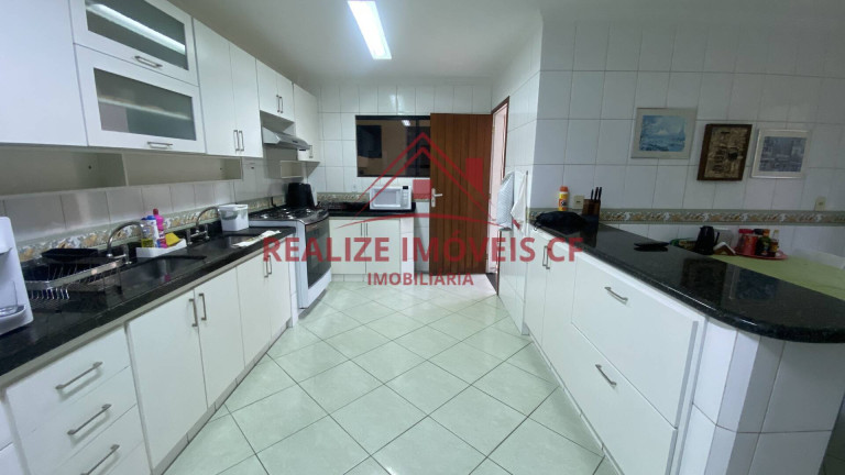 Imagem Casa com 5 Quartos para Alugar,  em São Cristóvão - Cabo Frio