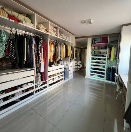 Imagem Casa com 3 Quartos à Venda, 180 m² em Santa Mônica - Feira De Santana Imagem Casa com 3 Quartos à Venda, 180 m² em Santa Mônica - Feira De Santana