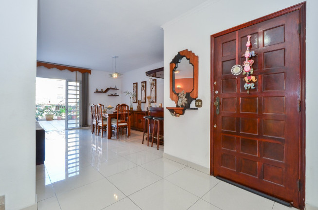 Imagem Casa com 3 Quartos à Venda, 190 m² em Vila Ipojuca - São Paulo