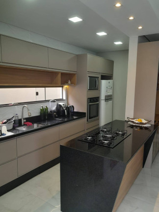 Imagem Casa com 3 Quartos à Venda, 240 m² em São João Do Rio Vermelho - Florianópolis
