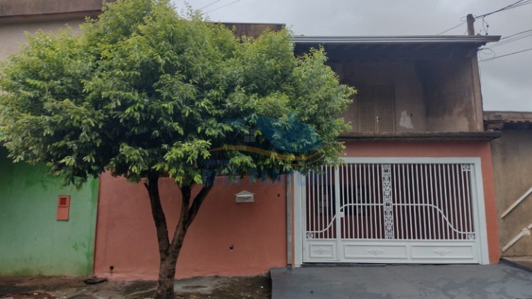 Sobrado com 4 Quartos à Venda, 220 m² em Jardim Paiva - Ribeirão Preto