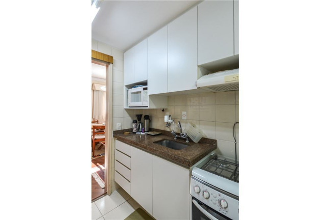 Imagem Imóvel com 2 Quartos à Venda, em Moema - São Paulo Imagem Imóvel com 2 Quartos à Venda, em Moema - São Paulo