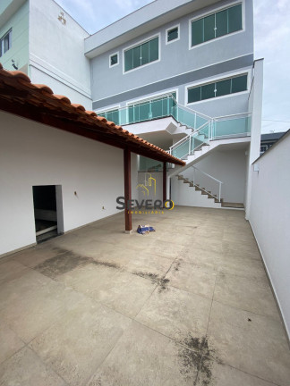 Imagem Casa de Condomínio com 3 Quartos à Venda, 360 m² em Arsenal - São Gonçalo Imagem Casa de Condomínio com 3 Quartos à Venda, 360 m² em Arsenal - São Gonçalo