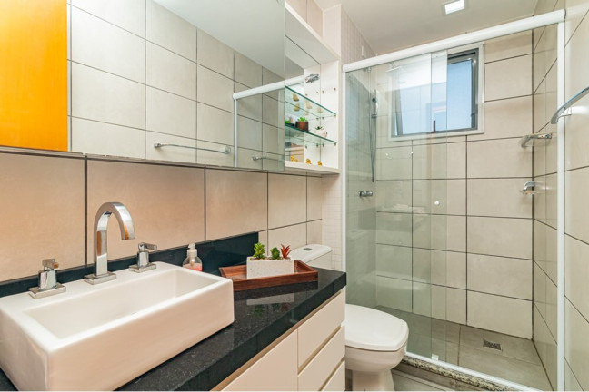 Imagem Imóvel com 2 Quartos à Venda, em Santana - Porto Alegre Imagem Imóvel com 2 Quartos à Venda, em Santana - Porto Alegre